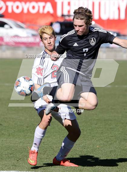 Thumbnail 1 in Kent Denver vs. Jefferson Academy  (CHSAA 3A Final) photogallery.