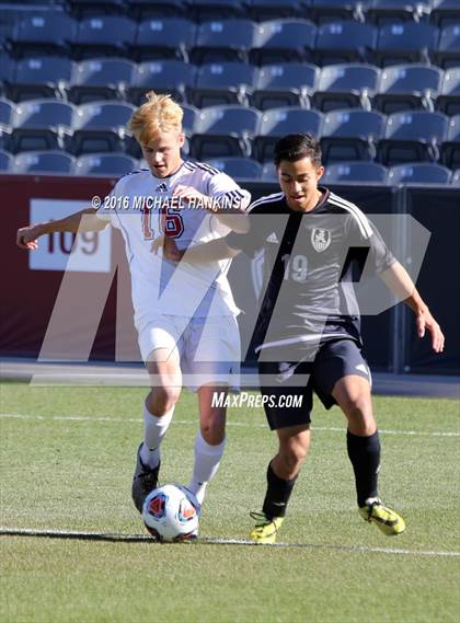 Thumbnail 1 in Kent Denver vs. Jefferson Academy  (CHSAA 3A Final) photogallery.