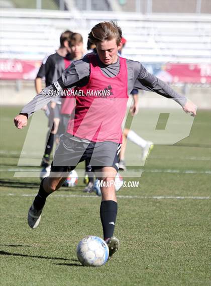 Thumbnail 2 in Kent Denver vs. Jefferson Academy  (CHSAA 3A Final) photogallery.