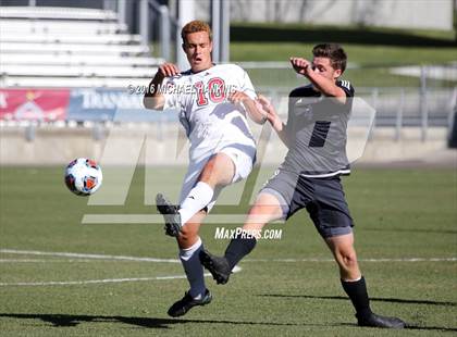 Thumbnail 2 in Kent Denver vs. Jefferson Academy  (CHSAA 3A Final) photogallery.