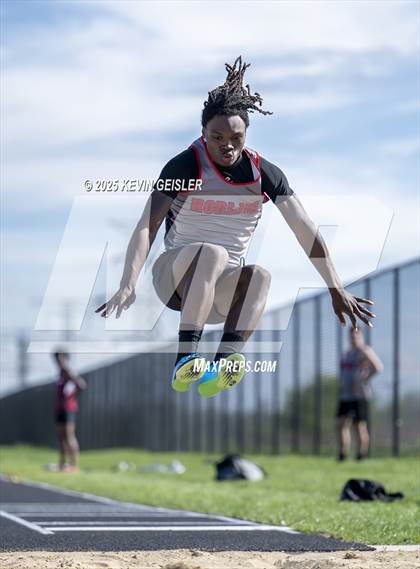 Thumbnail 2 in Racine Case Invitational photogallery.