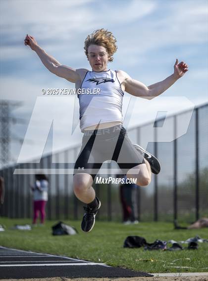 Thumbnail 1 in Racine Case Invitational photogallery.