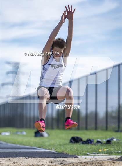Thumbnail 1 in Racine Case Invitational photogallery.