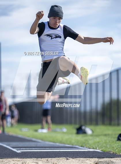 Thumbnail 2 in Racine Case Invitational photogallery.