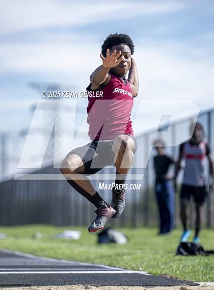 Thumbnail 1 in Racine Case Invitational photogallery.