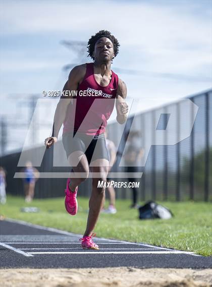 Thumbnail 3 in Racine Case Invitational photogallery.