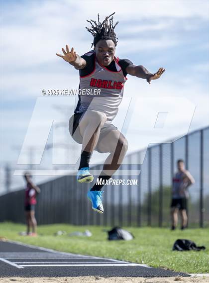 Thumbnail 1 in Racine Case Invitational photogallery.