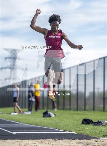 Thumbnail 2 in Racine Case Invitational photogallery.