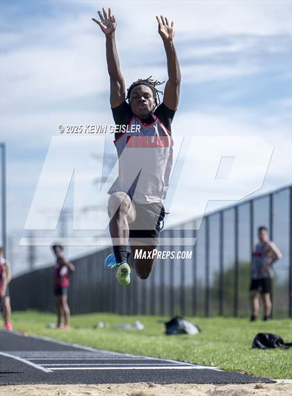 Thumbnail 2 in Racine Case Invitational photogallery.
