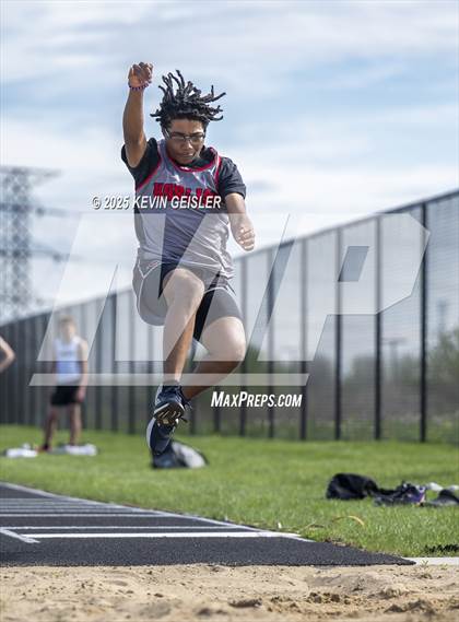 Thumbnail 2 in Racine Case Invitational photogallery.