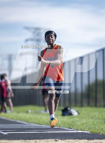 Thumbnail 1 in Racine Case Invitational photogallery.