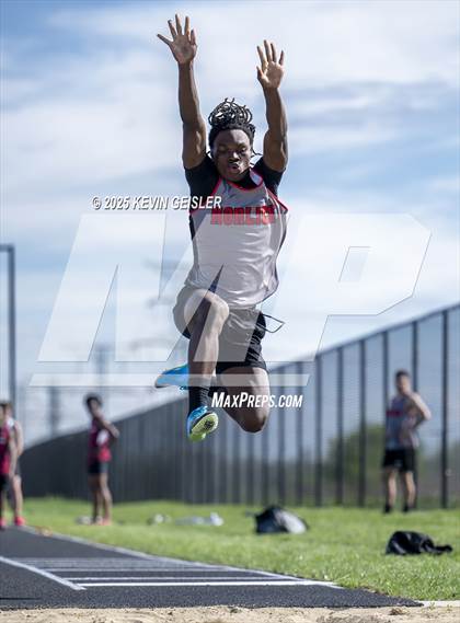 Thumbnail 3 in Racine Case Invitational photogallery.