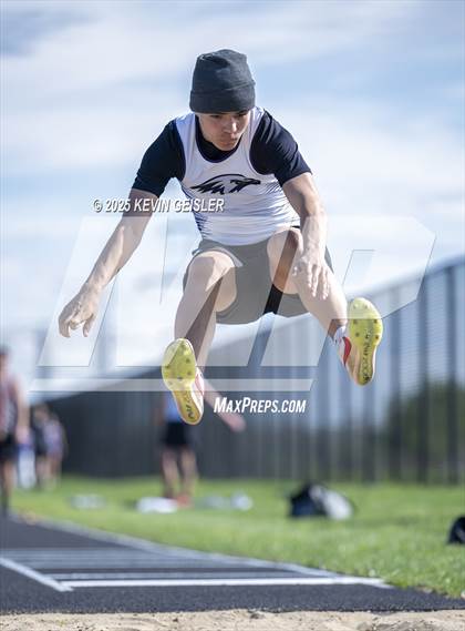 Thumbnail 1 in Racine Case Invitational photogallery.