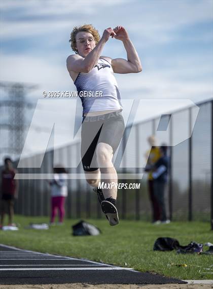 Thumbnail 2 in Racine Case Invitational photogallery.