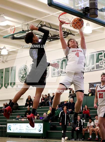 Thumbnail 2 in Oakwood vs. Folsom (De La Salle MLK Classic) photogallery.