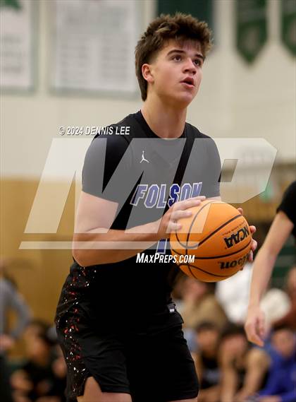 Thumbnail 1 in Oakwood vs. Folsom (De La Salle MLK Classic) photogallery.