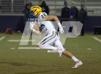 Thumbnail 2 in Carmel @ Brownsburg (IHSAA 6A Sectional Final) photogallery.
