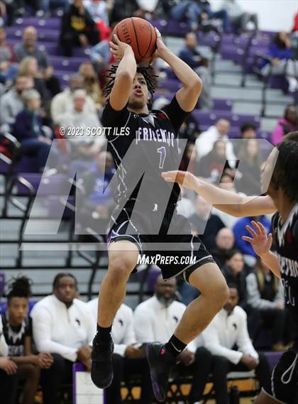 Thumbnail 1 in Hilliard Bradley vs. Africentric Early College photogallery.