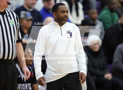 Thumbnail 3 in Hilliard Bradley vs. Africentric Early College photogallery.