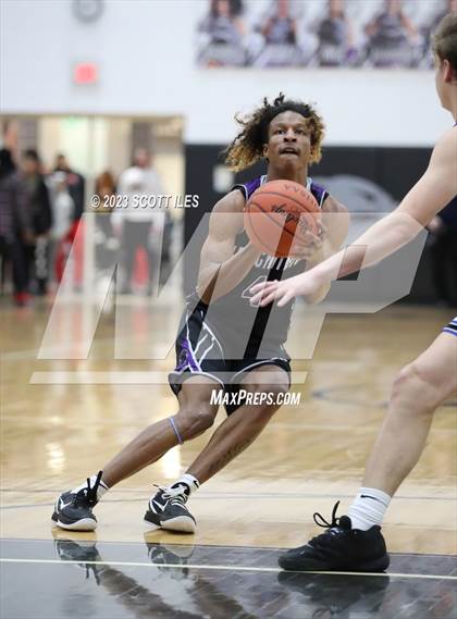 Thumbnail 2 in Hilliard Bradley vs. Africentric Early College photogallery.