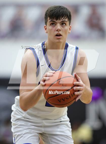 Thumbnail 2 in Hilliard Bradley vs. Africentric Early College photogallery.