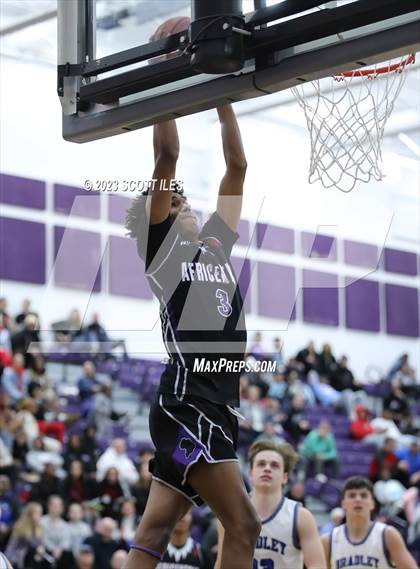 Thumbnail 1 in Hilliard Bradley vs. Africentric Early College photogallery.