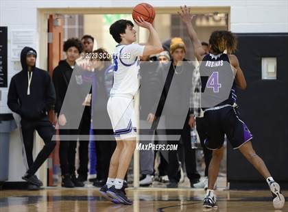 Thumbnail 3 in Hilliard Bradley vs. Africentric Early College photogallery.