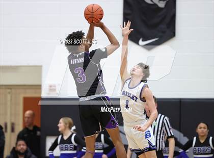 Thumbnail 2 in Hilliard Bradley vs. Africentric Early College photogallery.