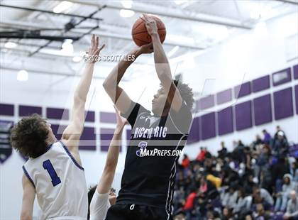 Thumbnail 3 in Hilliard Bradley vs. Africentric Early College photogallery.