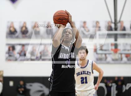 Thumbnail 1 in Hilliard Bradley vs. Africentric Early College photogallery.