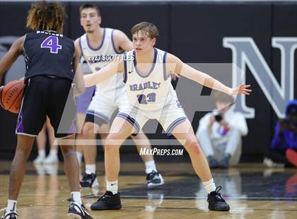 Thumbnail 2 in Hilliard Bradley vs. Africentric Early College photogallery.