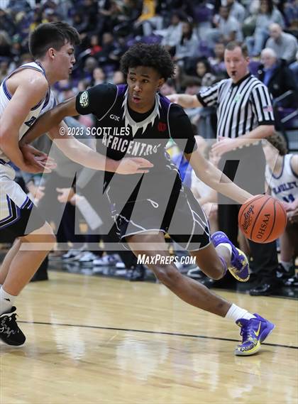 Thumbnail 2 in Hilliard Bradley vs. Africentric Early College photogallery.