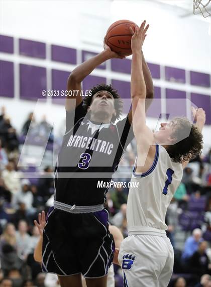 Thumbnail 2 in Hilliard Bradley vs. Africentric Early College photogallery.