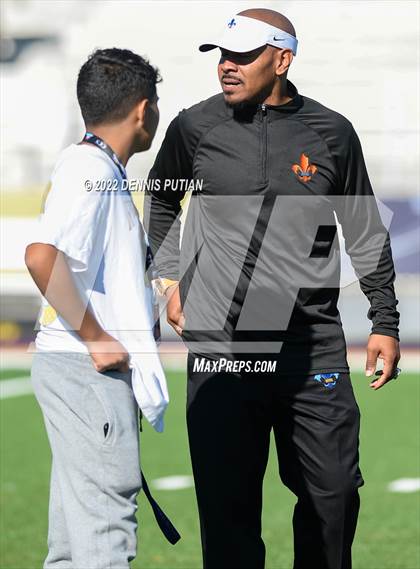 Thumbnail 3 in Santa Teresa vs. Branham (CIF CCS D4 Finals) photogallery.