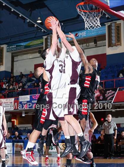 Thumbnail 3 in Valhalla vs Hamilton (Section 1 C Semifinal) photogallery.