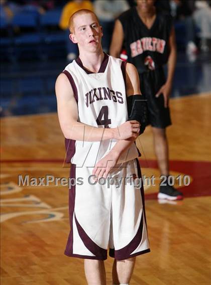 Thumbnail 3 in Valhalla vs Hamilton (Section 1 C Semifinal) photogallery.