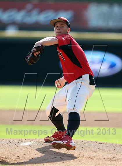 Thumbnail 1 in Stamford vs. Trenton (UIL 1A Semifinal) photogallery.