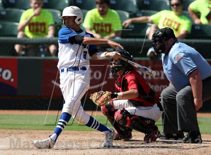 Thumbnail 2 in Stamford vs. Trenton (UIL 1A Semifinal) photogallery.