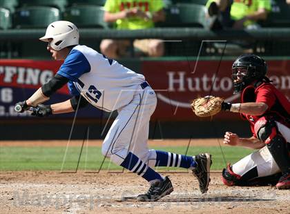 Thumbnail 3 in Stamford vs. Trenton (UIL 1A Semifinal) photogallery.