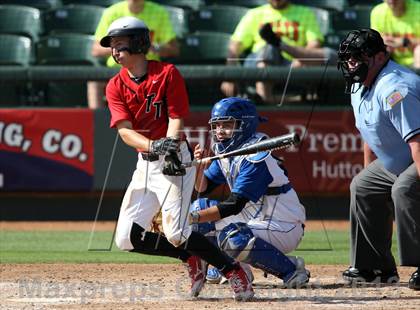 Thumbnail 3 in Stamford vs. Trenton (UIL 1A Semifinal) photogallery.