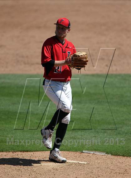 Thumbnail 1 in Stamford vs. Trenton (UIL 1A Semifinal) photogallery.