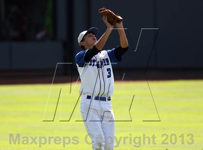 Thumbnail 1 in Stamford vs. Trenton (UIL 1A Semifinal) photogallery.