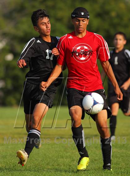 Thumbnail 1 in Fennville vs Hudsonville HomeSchoolers photogallery.
