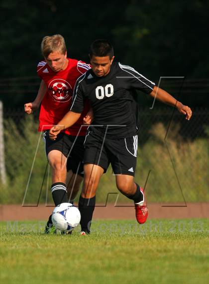 Thumbnail 3 in Fennville vs Hudsonville HomeSchoolers photogallery.
