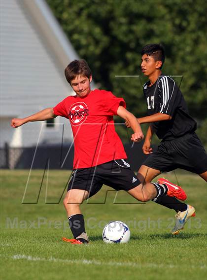 Thumbnail 1 in Fennville vs Hudsonville HomeSchoolers photogallery.