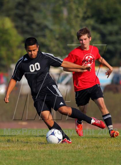 Thumbnail 2 in Fennville vs Hudsonville HomeSchoolers photogallery.