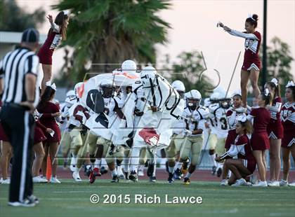 Thumbnail 3 in Bellflower @ Esperanza photogallery.