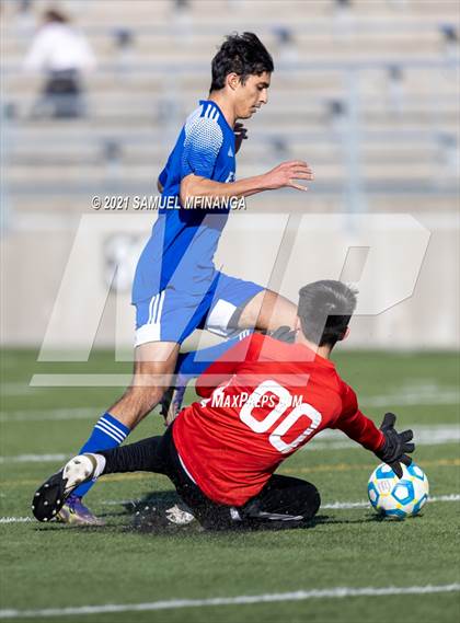 Thumbnail 1 in Lincoln Northeast @ Lincoln East photogallery.