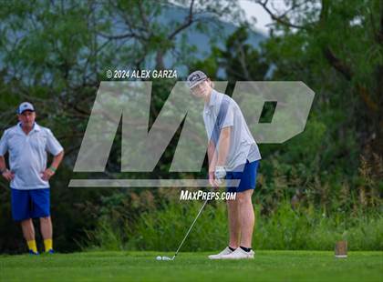 Thumbnail 3 in UIL 1A Boys Golf Finals photogallery.