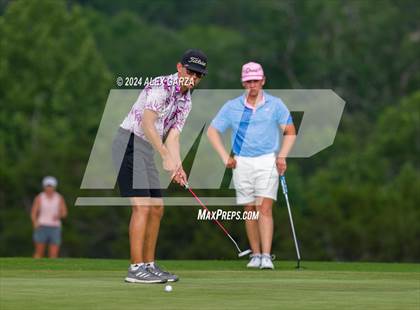 Thumbnail 3 in UIL 1A Boys Golf Finals photogallery.